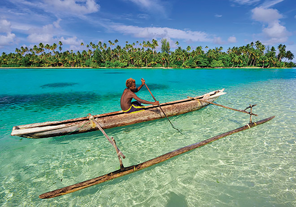 Papua nya guinea canoe
